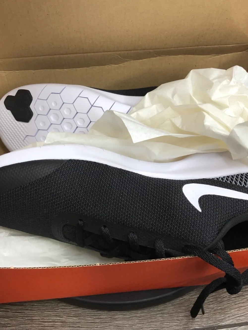 Nike Women’s size 12 flex experience rn 7 black